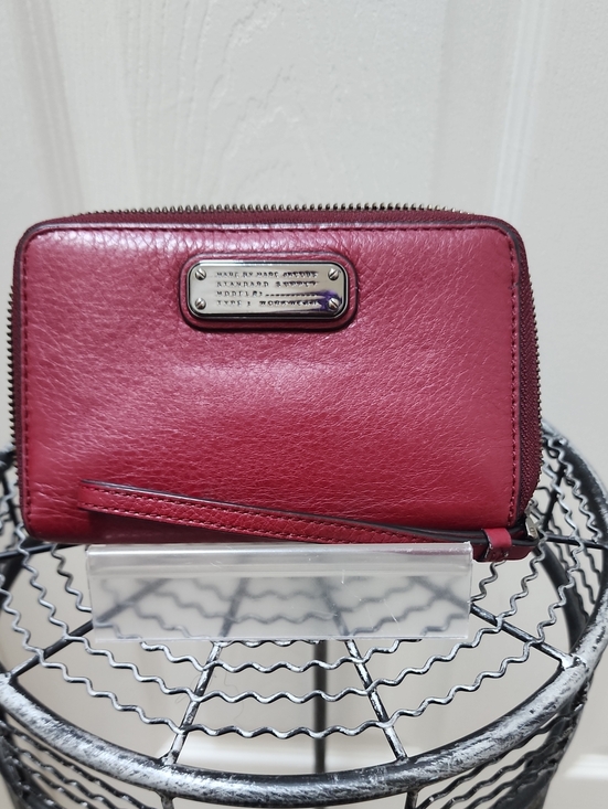 Marc By Marc Jacobs Handbags - Marc by Marc Jacobs Raspberry Pink Leather Zip Wristlet